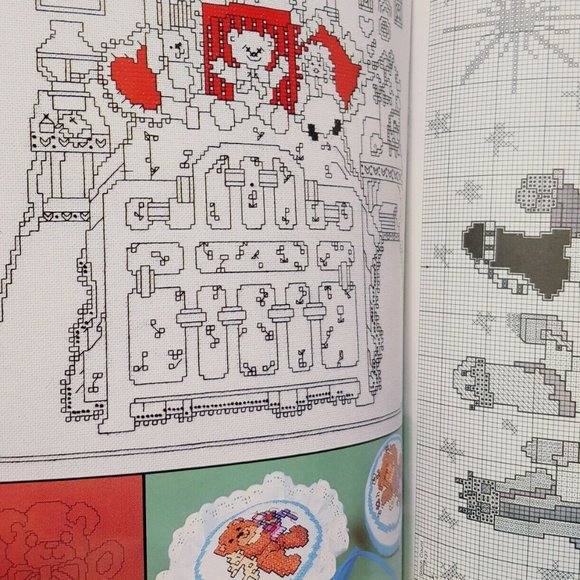 A Teddy Bear Holiday Cross Stitch Sewing Book 1982 - Picture 5 of 12